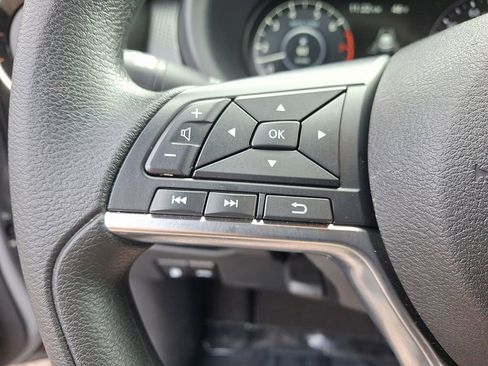 Certified 2024 Nissan Kicks SV image 20