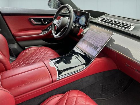 Used 2022 Mercedes-Benz S 580 S 580 image 17