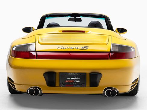 Used 2004 Porsche 911 Carrera 4S AWD/4WD image 10