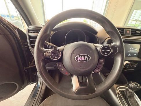 Used 2019 Kia Soul + FWD image 24