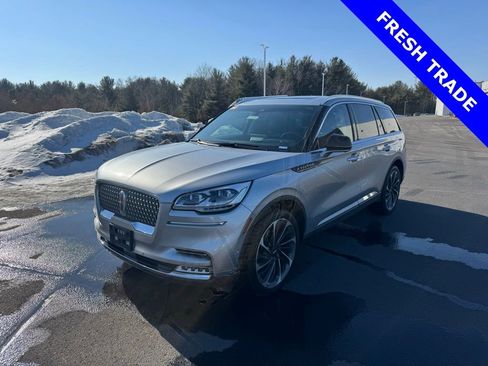 Used 2022 Lincoln Aviator Reserve w/ Equipment Group 201A image 3