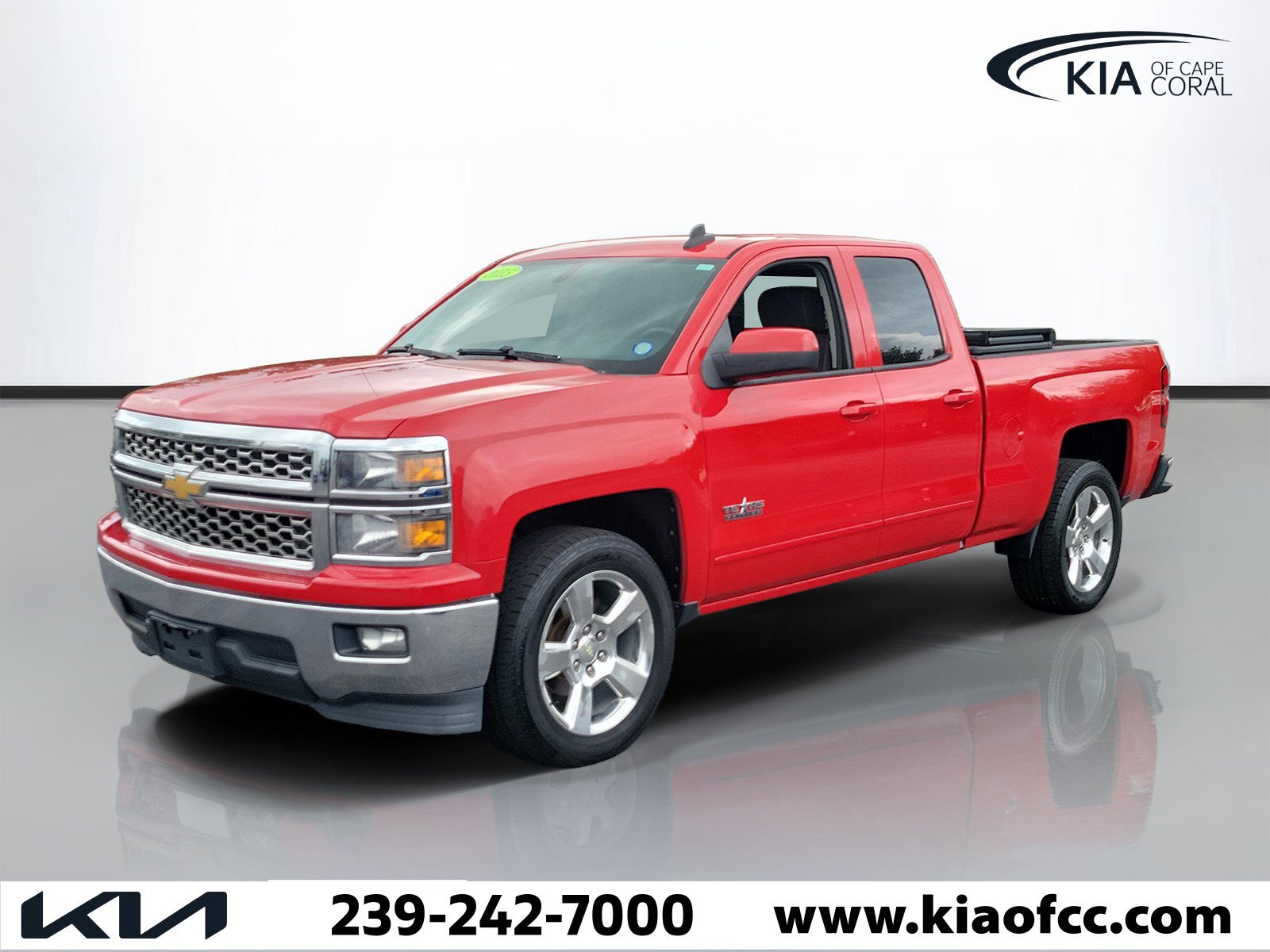 Used 2015 Chevrolet Silverado 1500 LT w/ Texas Edition, 1LT Trim RWD image 3