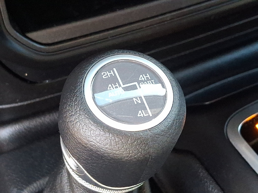 Used 2023 Jeep Wrangler Unlimited w/ Convenience Group AWD/4WD image 23