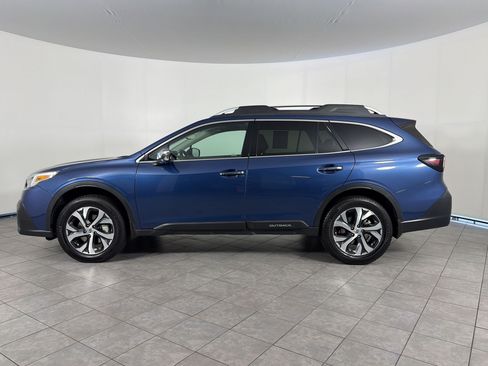 Used 2022 Subaru Outback Touring w/ Popular Package #2 AWD/4WD image 2