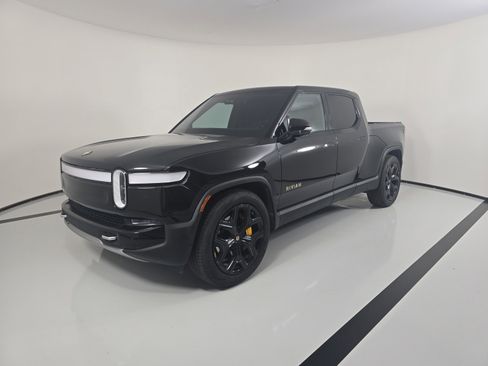 Used 2023 Rivian R1T Adventure image 1