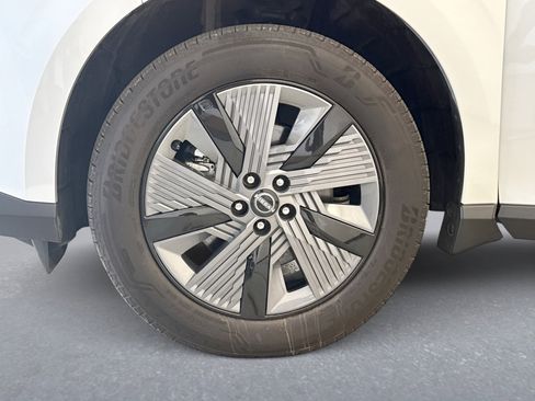 Used 2025 Nissan Murano SL AWD/4WD image 28