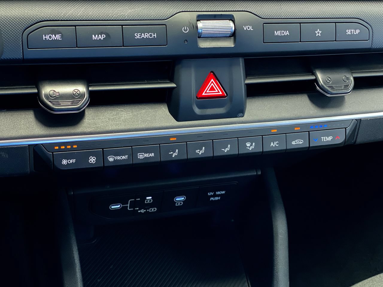 Certified 2025 Kia K4 FWD image 23