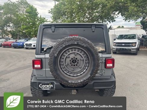 Used 2018 Jeep Wrangler Unlimited Sport S AWD/4WD image 7