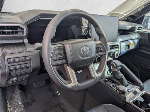 New 2026 Toyota 4Runner 4WD image 3