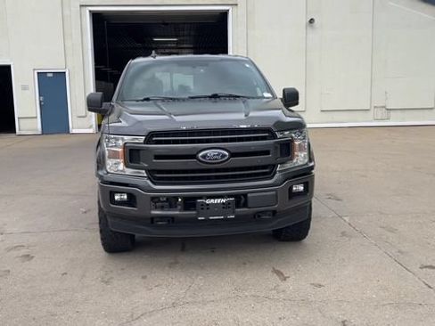 Used 2018 Ford F150 XLT w/ Equipment Group 302A Luxury AWD/4WD image 3