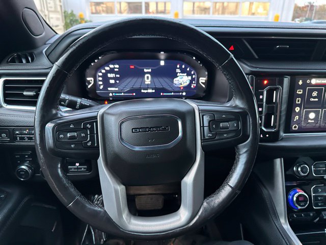 Used 2022 GMC Yukon XL Denali w/ Denali Ultimate Package AWD/4WD image 22