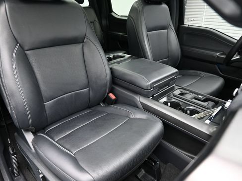 Used 2025 Ford F150 Lariat w/ Equipment Group 502A High AWD/4WD image 44