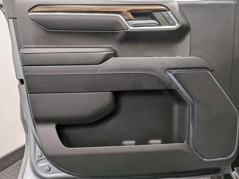 Used 2023 GMC Sierra 1500 Elevation image 8