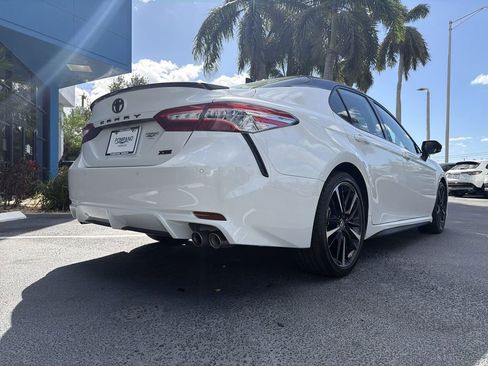 Used 2020 Toyota Camry XSE image 19