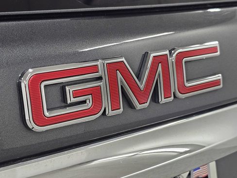 Certified 2019 GMC Terrain SLE w/ Driver Convenience Package AWD/4WD image 31