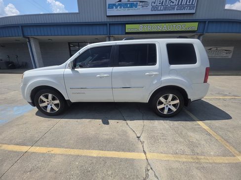 Used 2015 Honda Pilot Touring image 2