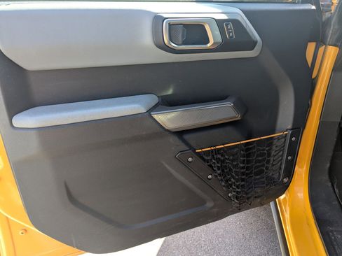 Used 2021 Ford Bronco Badlands image 14