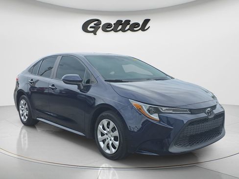 Used 2020 Toyota Corolla LE FWD image 3
