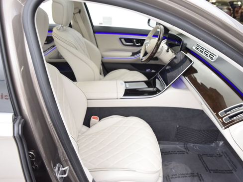 Certified 2026 Mercedes-Benz S 580 4MATIC Sedan image 16