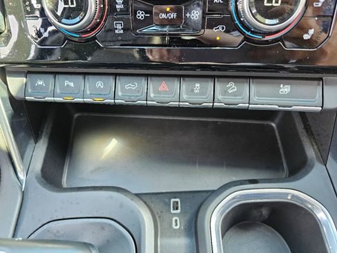 Used 2023 GMC Sierra 1500 Denali image 11