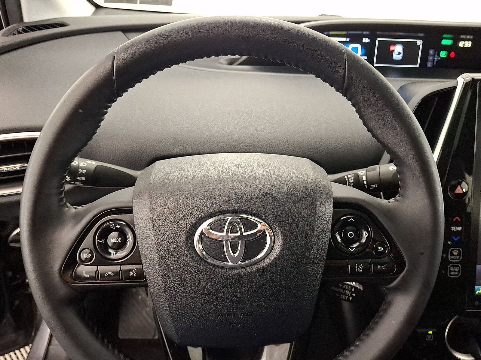 Used 2020 Toyota Prius Prime XLE FWD image 8