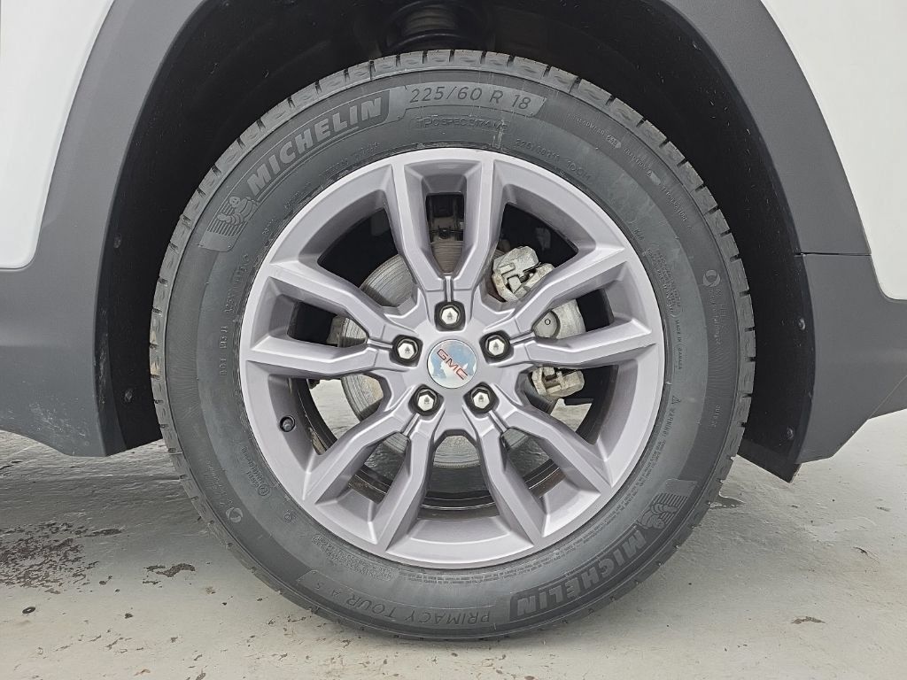 Used 2023 GMC Terrain SLT AWD/4WD image 19