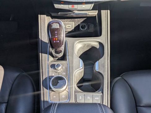Used 2024 Cadillac XT4 Premium Luxury AWD/4WD image 20