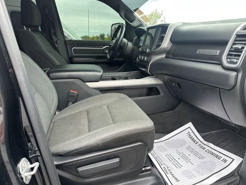 Used 2021 RAM 1500 Big Horn AWD/4WD image 3
