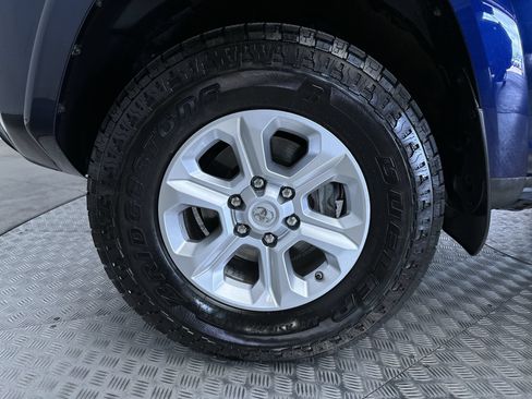 Used 2019 Toyota 4Runner SR5 Premium AWD/4WD image 26