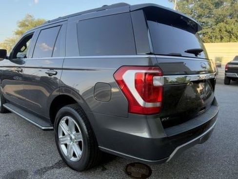 Used 2020 Ford Expedition XLT w/ Equipment Group 202A AWD/4WD image 5