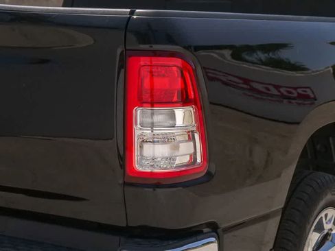 Used 2019 RAM 1500 Big Horn RWD image 10