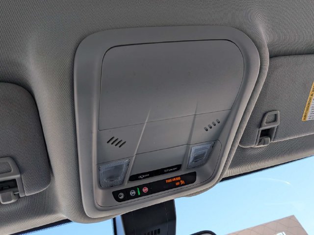Used 2020 Chevrolet Equinox LS w/ LPO, Floor Liner Package FWD image 22
