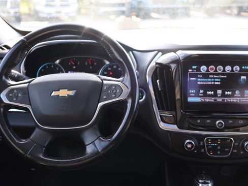 Used 2018 Chevrolet Traverse LT image 23