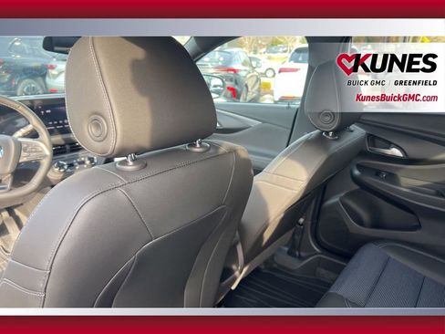 New 2026 Buick Envista Preferred w/ Convenience I Package image 35