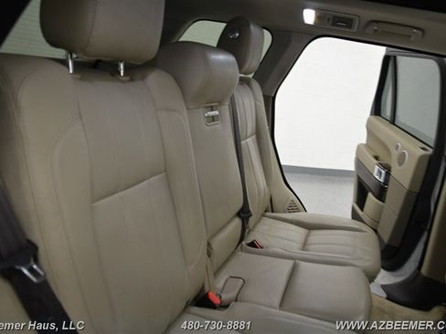 Used 2017 Land Rover Range Rover HSE AWD/4WD image 29