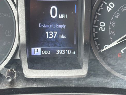 Used 2021 Toyota Tacoma TRD Sport w/ TRD Premium Sport Package image 21