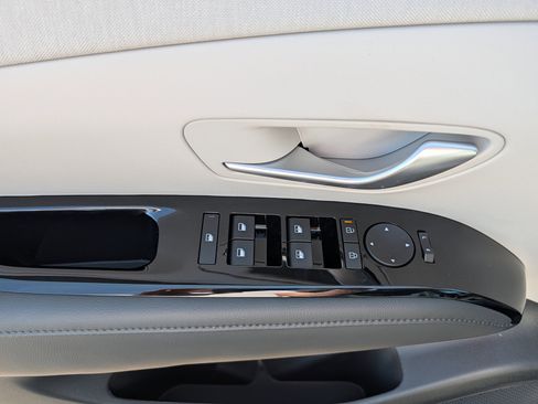 New 2026 Hyundai Tucson Limited image 12