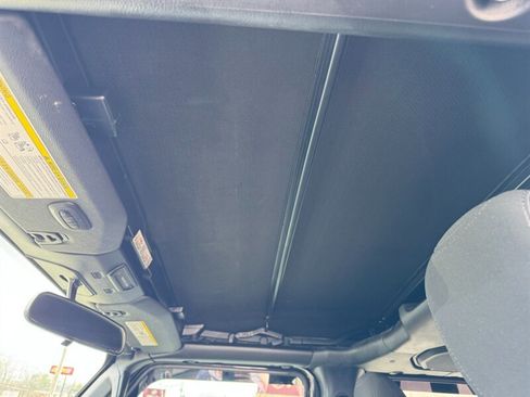 Used 2020 Jeep Wrangler Unlimited Sport image 42