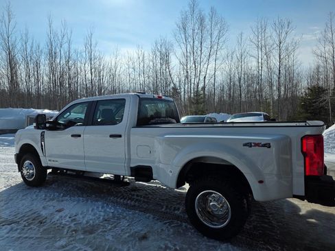 Used 2024 Ford F350 XL image 4