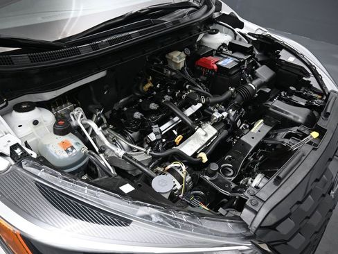 Used 2022 Nissan Kicks SR image 46