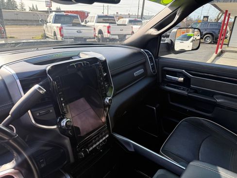 Used 2022 RAM 2500 Laramie image 10