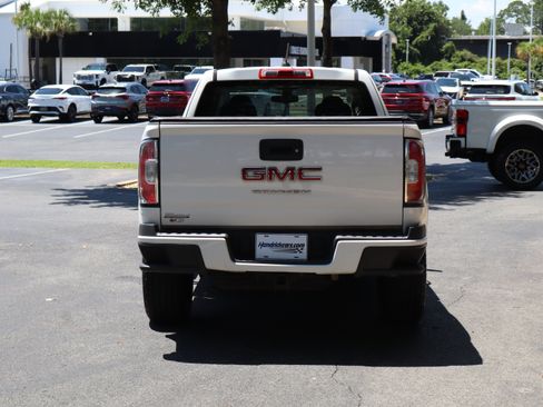 Used 2022 GMC Canyon Elevation Standard w/ Convenience Package AWD/4WD image 8