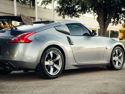 Used 2009 Nissan 370Z Coupe image 44