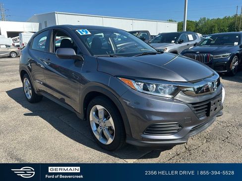 Used 2019 Honda HR-V LX image 2