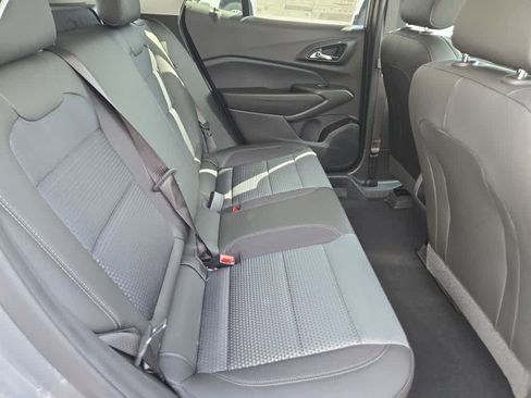 New 2026 Chevrolet Trax LT w/ LT Convenience Package FWD image 37