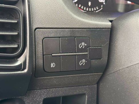 Used 2024 RAM ProMaster 2500 w/ Convenience Group FWD image 25