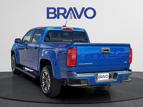 Used 2022 Chevrolet Colorado Z71 AWD/4WD image 3