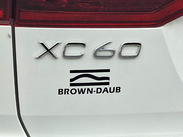 Used 2026 Volvo XC60 B5 Plus AWD/4WD image 41