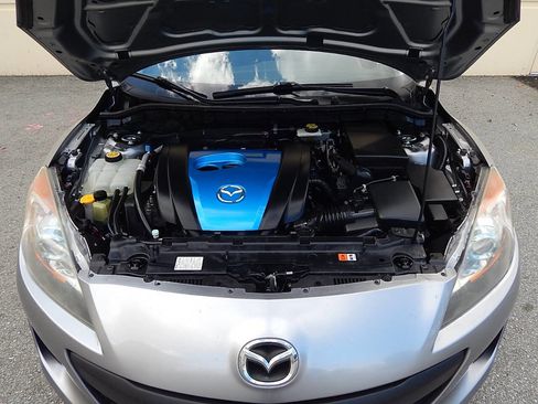 Used 2013 MAZDA MAZDA3 i Sport image 27