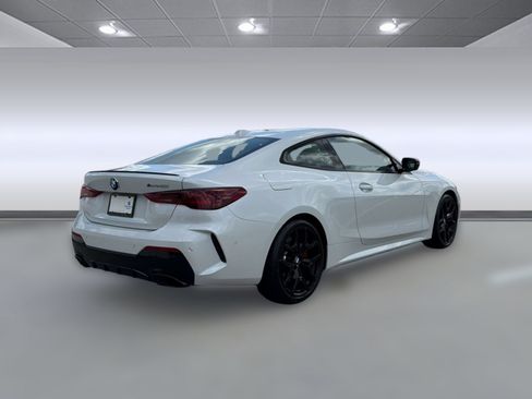 Used 2026 BMW M440i Coupe w/ Premium Package RWD image 9